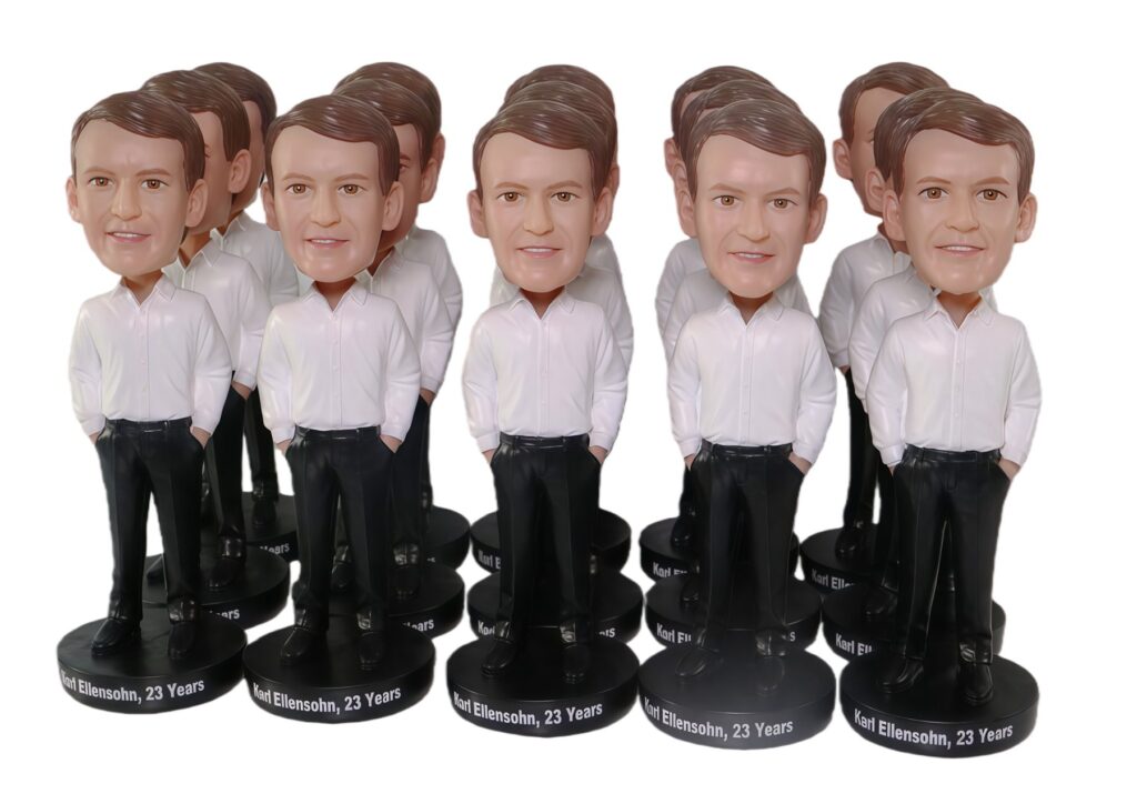 custom bulk bobbleheads made from photo